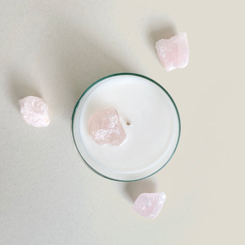 Vela Aromática de Soya con Cuarzo - Amor Puro y Bienestar