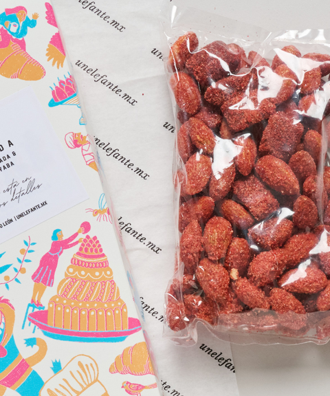 Botana Deli con Almendra y Guayaba Enchilada