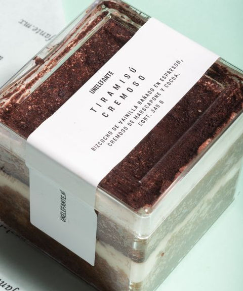 Delicioso Tiramisú con Espresso, Cremoso de Mascarpone y Cocoa