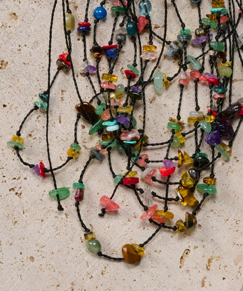 Collar Confeti con Piel, Piedras Naturales y Ámbar