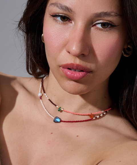 Collar Fuego con Labradorita, Rubís, Granate y Perlas de Agua Dulce - Hija Única