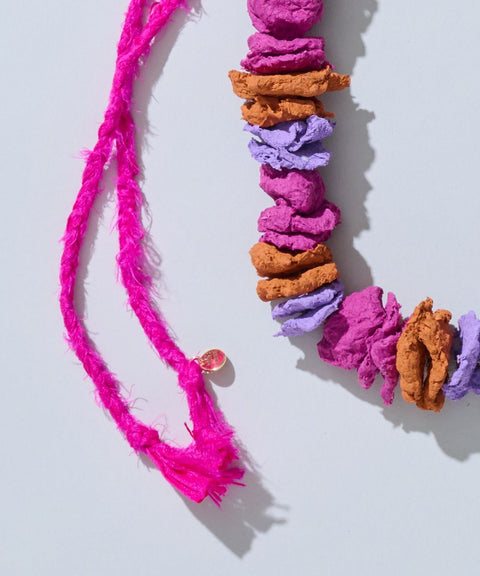 Collar Barragán Multicolor en Papel Maché y Seda - Hija Única