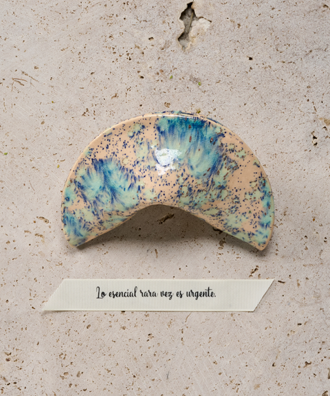 Galleta de La Fortuna de Cerámica - Lo Esencial Rara Vez es Urgente