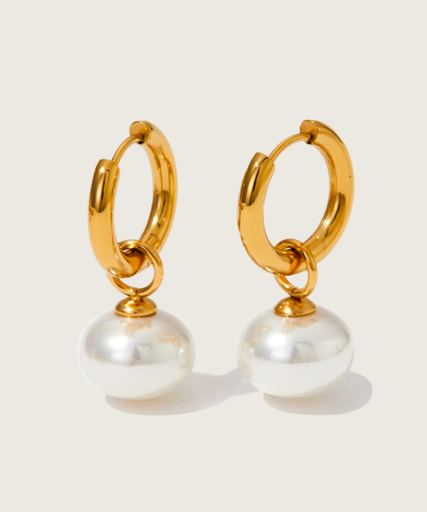 Arracadas Clásicas con Perla Natural, Acero Inoxidable y Chapa Oro 18K *New