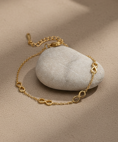 Pulsera Infinito en Acero Inoxidable y Chapa Oro 18K