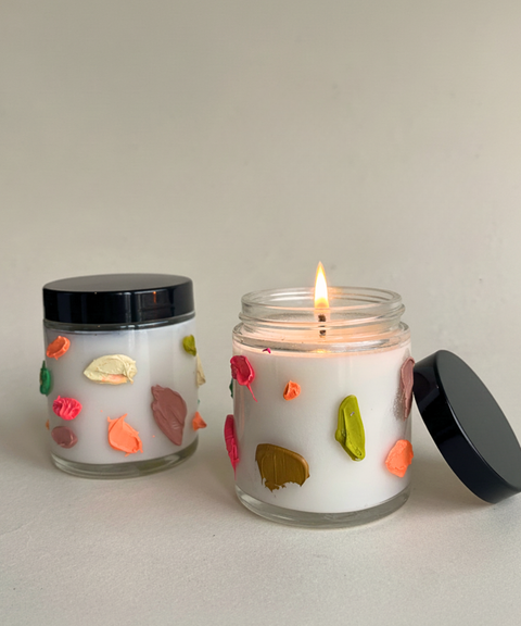 Vela de Soya Atelier con Base de Vidrio Pintada a Mano - Edición Viaje